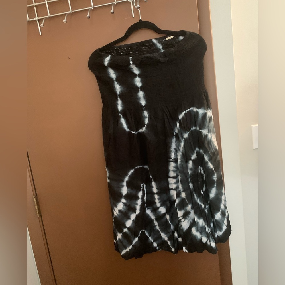 Black and White Tie-Dye Dress